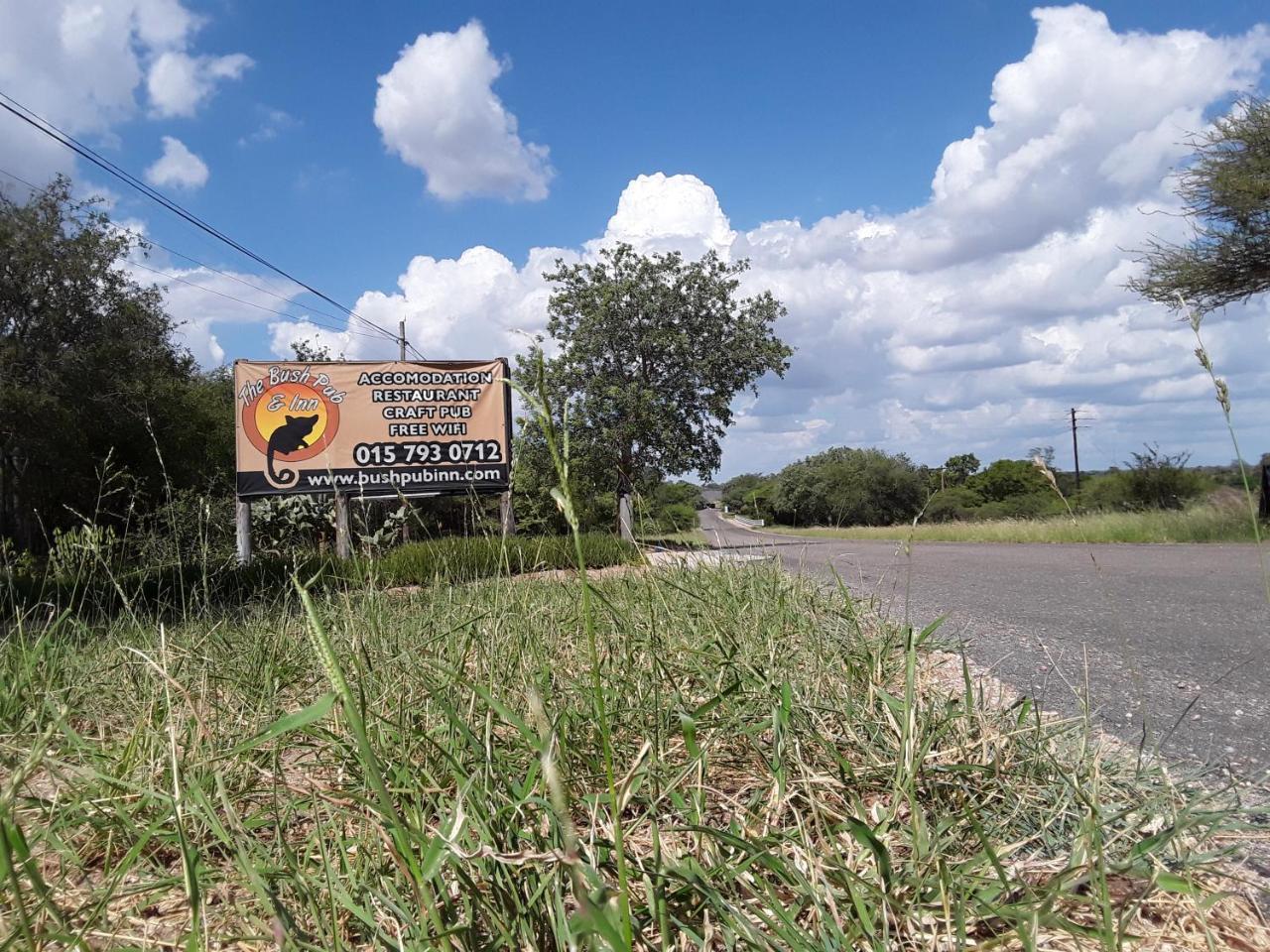 Bush Pub & Inn Hoedspruit Eksteriør bilde