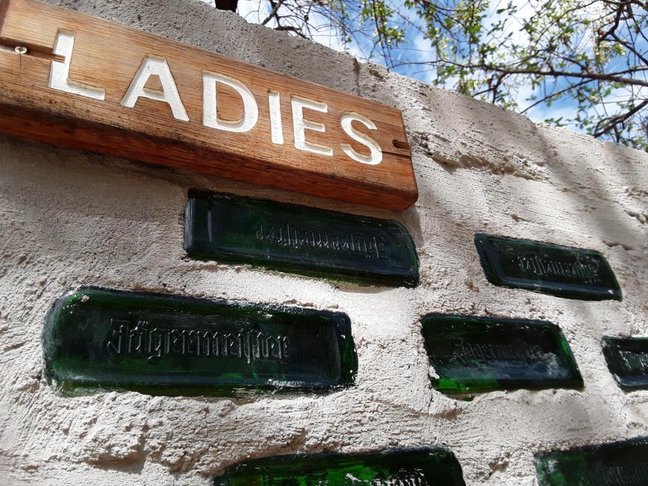 Bush Pub & Inn Hoedspruit Eksteriør bilde